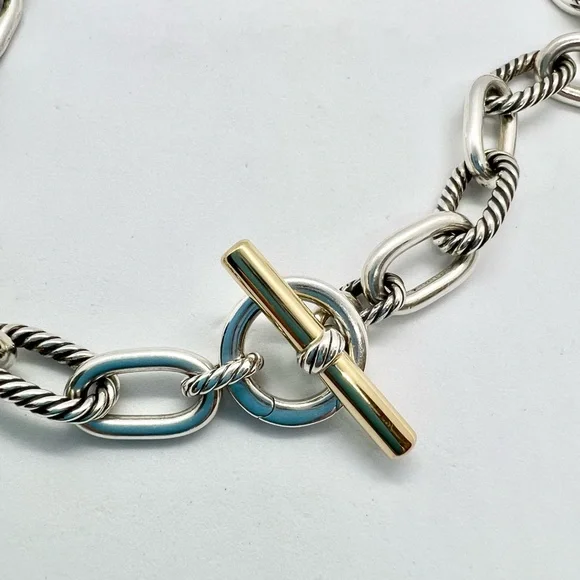 David Yurman Madison Toggle Chain Necklace with 18K Yellow Gold - Picture 11 of 13